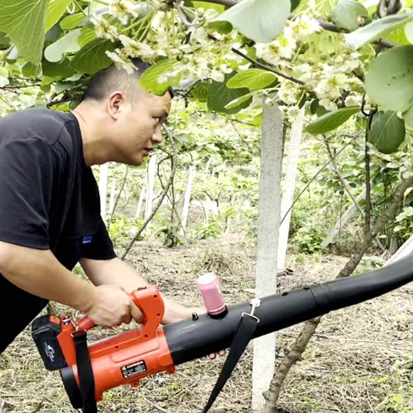 大型獼猴桃電動鼓風授粉機